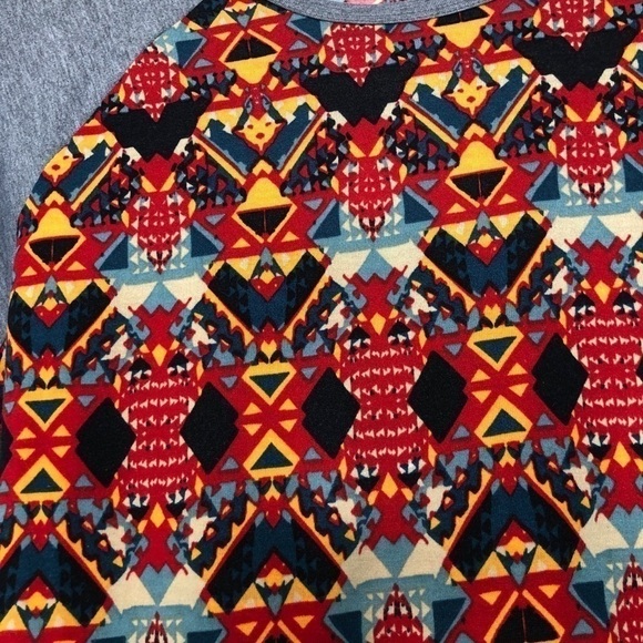 New - Lularoe Randy Baseball Tee Aztec Red, Yellow, Blue, Ivory & Black Size S - Picture 5 of 6